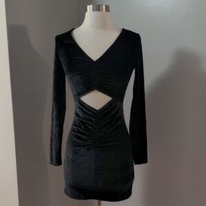 Elegant Black Long Sleeve Dress